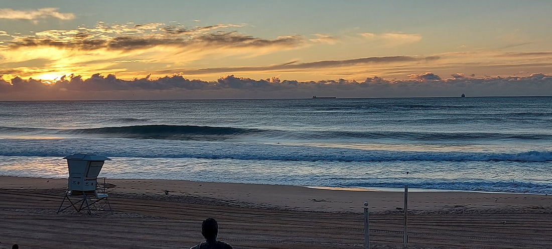 Beautiful sets, great for boardriders and body surfers alike